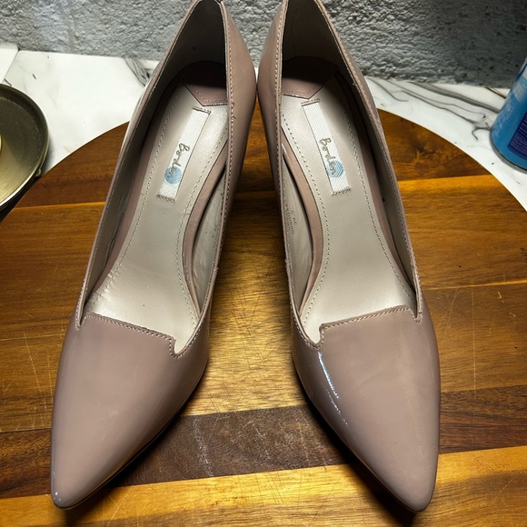 Boden Nude Patent Leather Heels - Picture 2 of 8